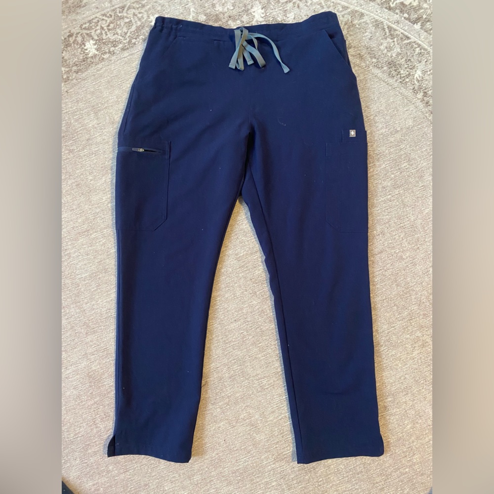 Figs Yola skinny scrub pants petite medium navy. WAIST TIE DETACHED DISCOUNT